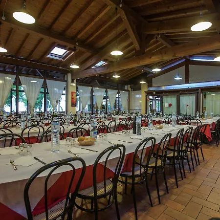 Chalet Modern Furnished Chalet With Ac, 4km From